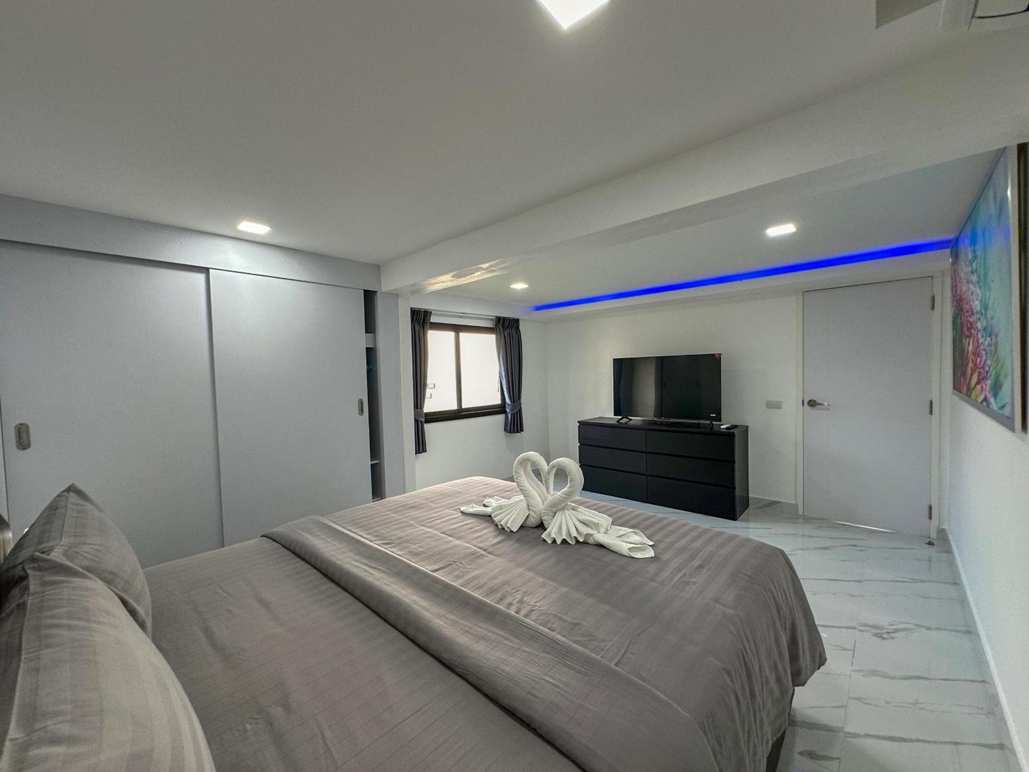 Stunning Beachfront View Luxurious Apartment 40 Джомтьєн-Біч Екстер'єр фото