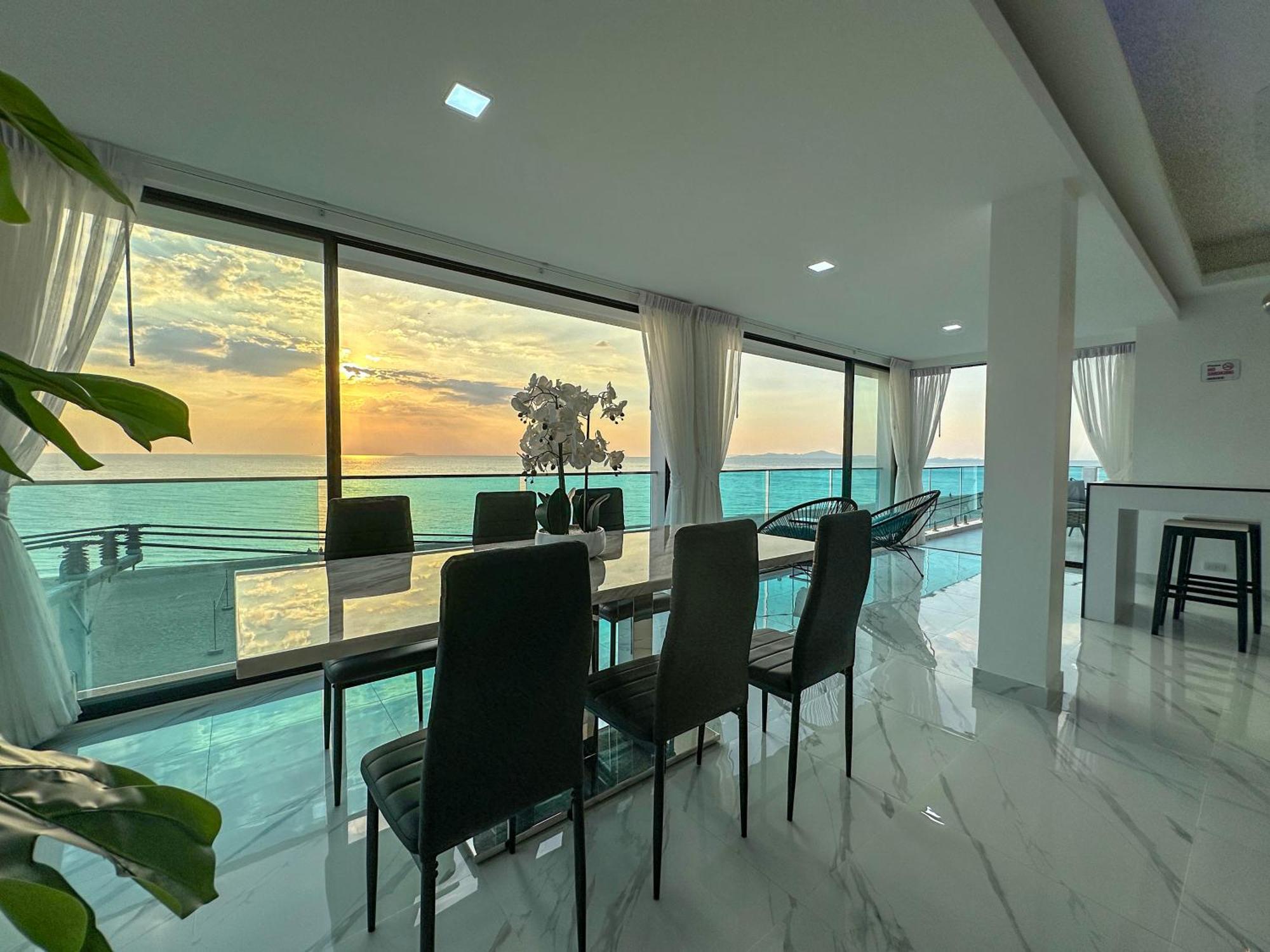 Stunning Beachfront View Luxurious Apartment 40 Джомтьєн-Біч Екстер'єр фото