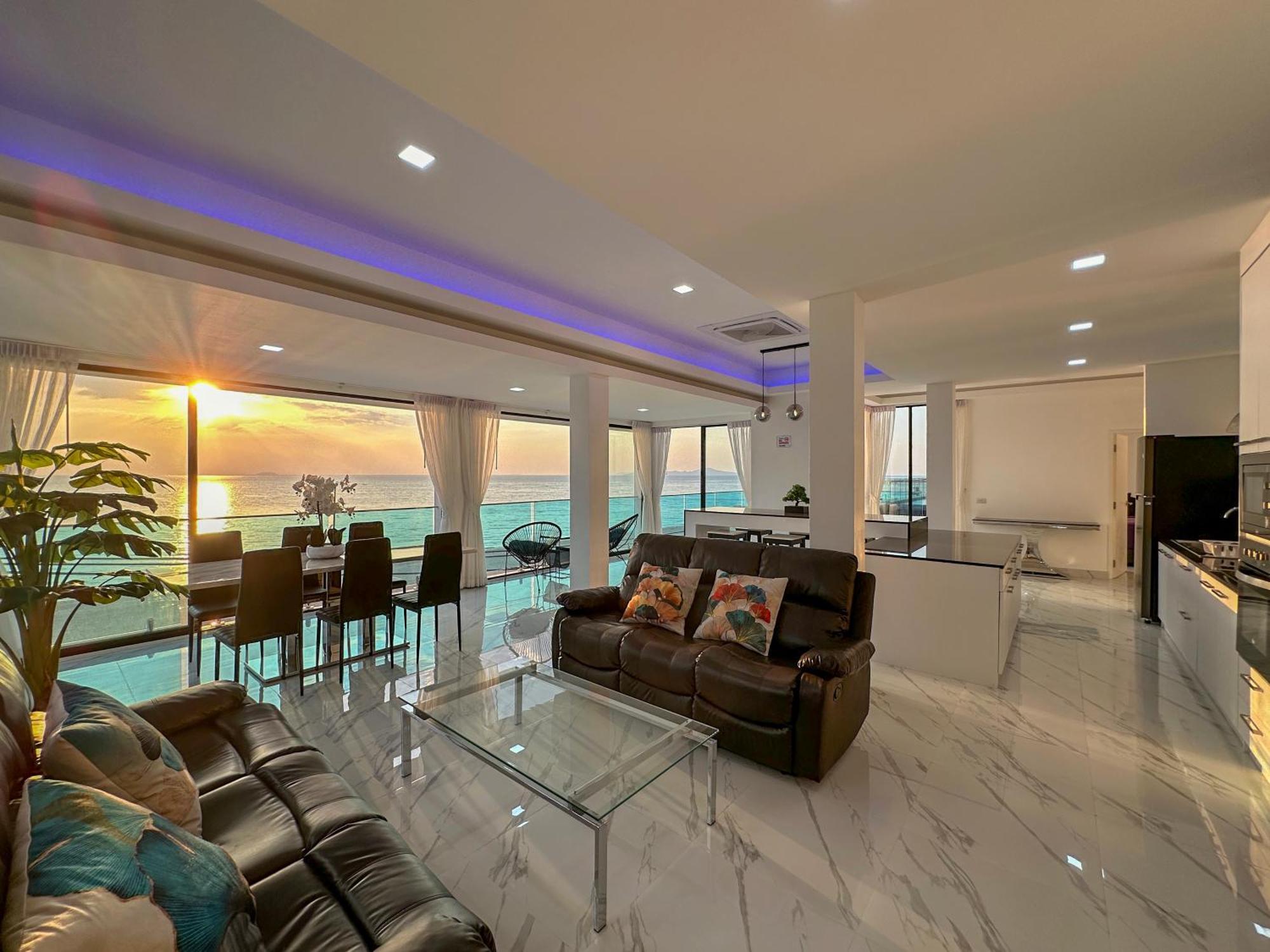 Stunning Beachfront View Luxurious Apartment 40 Джомтьєн-Біч Екстер'єр фото